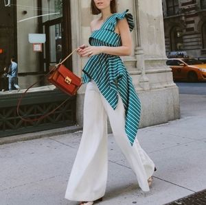 One shoulder top size M